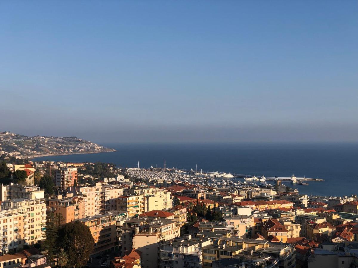 Casa Sandra - Sanremo Sea View, With Garage Buitenkant foto